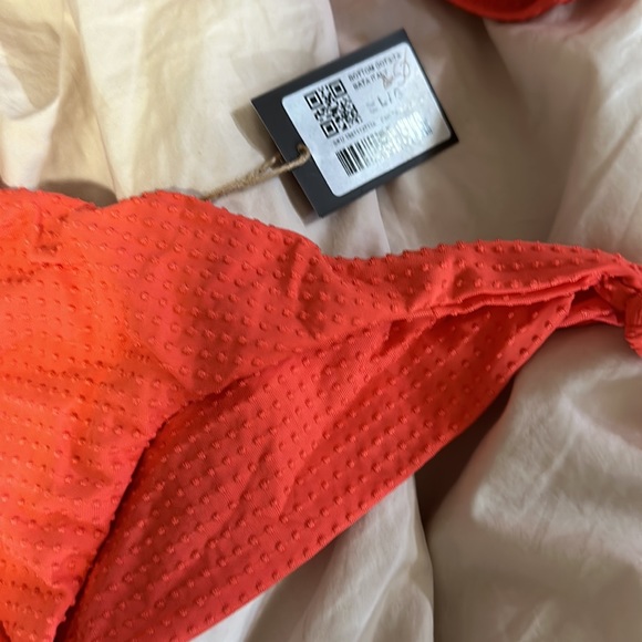 Rio de sol dots top and bottom in MILA size L NWT - Picture 5 of 7